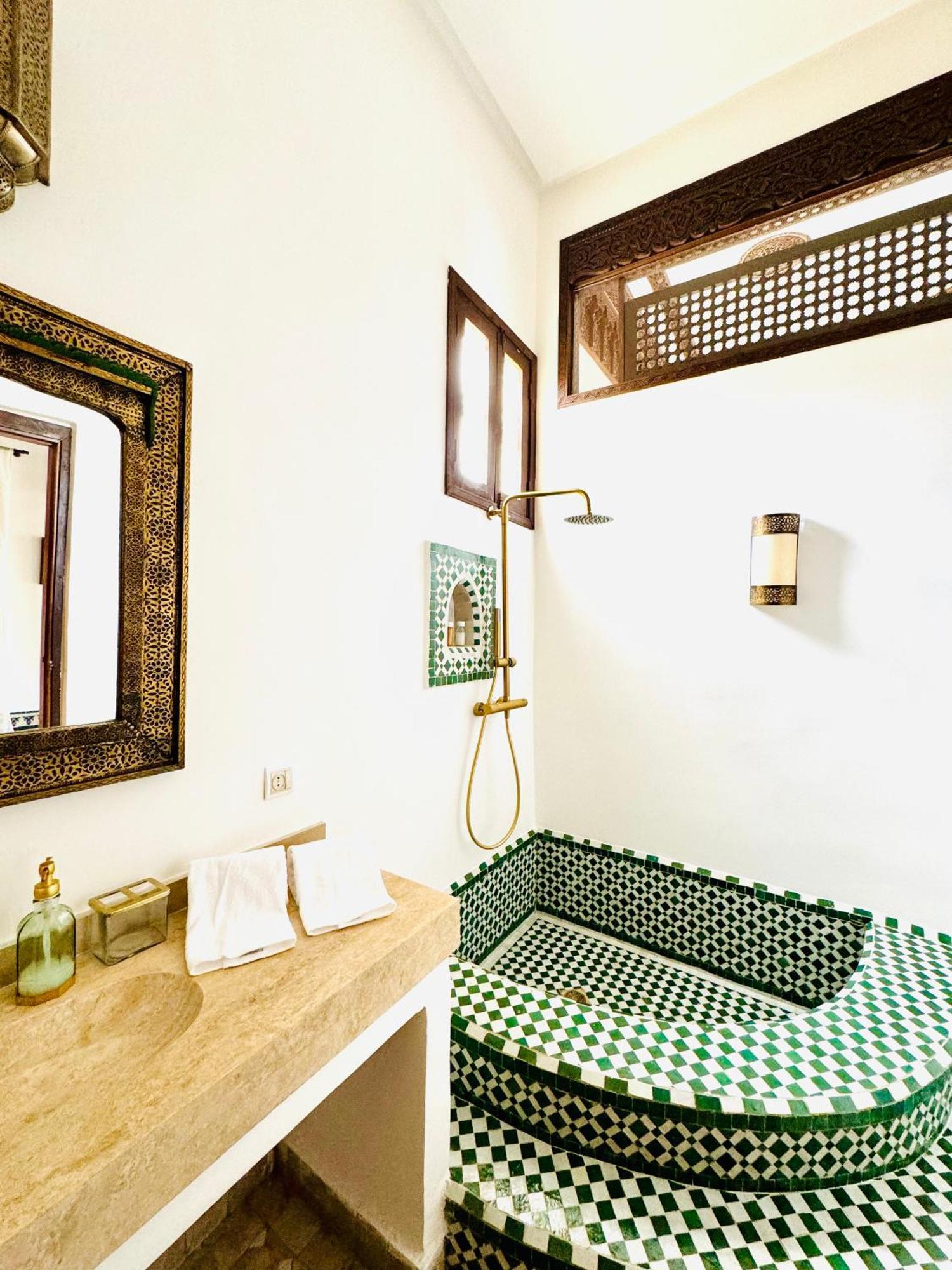Riad Zawiyat Fès Extérieur photo
