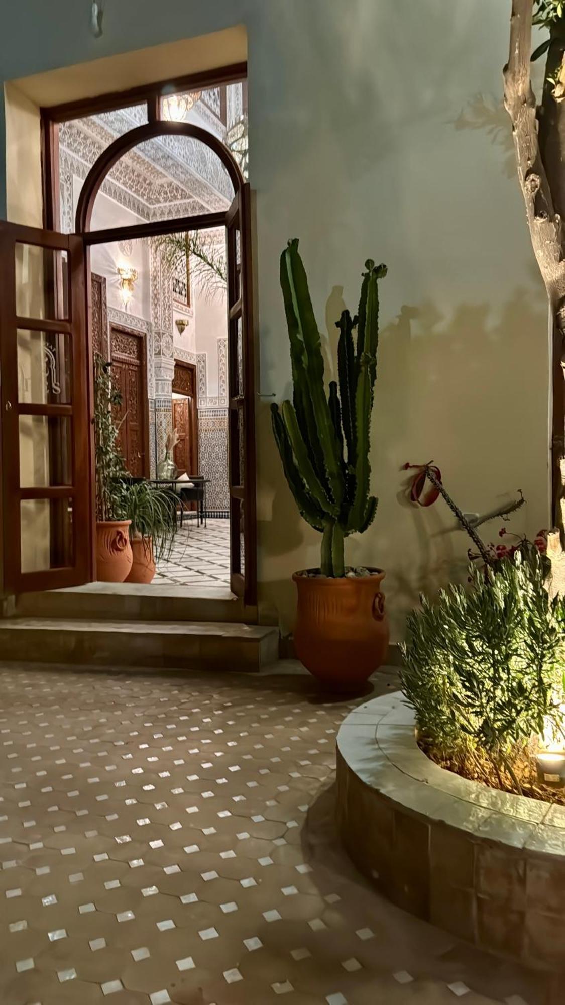 Riad Zawiyat Fès Extérieur photo